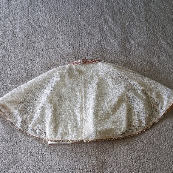 Ami Cream Cape with Pink and Gold Floral Details - Picture 6 of 6